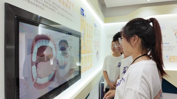 信康配资 【职引未来】搭建舞台，让青年学子在社会实践中触摸国家需求脉动